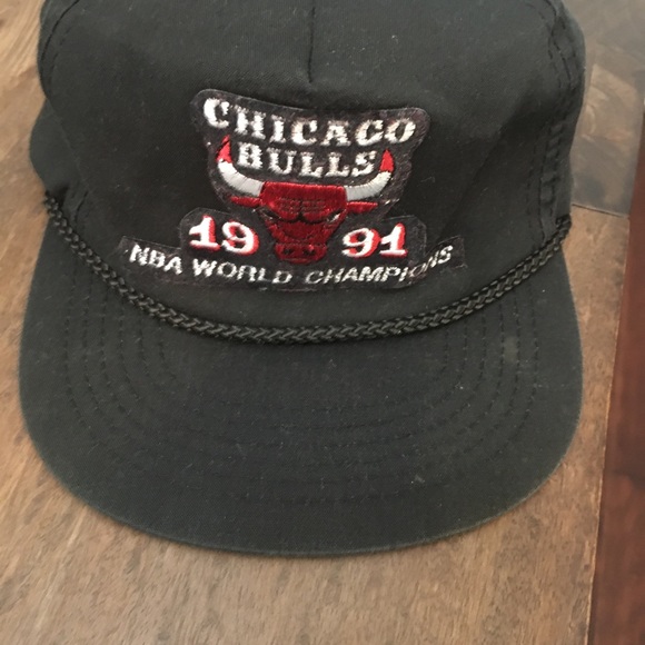 VINTAGE Chicago Bulls Baseball Hat - Picture 2 of 10